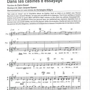 DANS LES CABINES D'ESSAYAGE