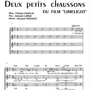 DEUX PETITS CHAUSSONS